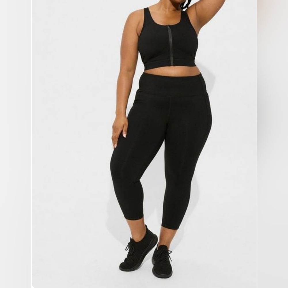 Torrid Active Performance Core Crop Moon Print Le… - image 2